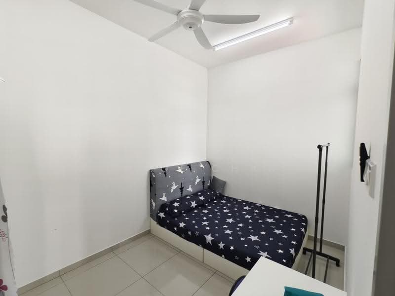 Service Residence for Sale at B11 Parkland Residence - Chloe Chan - Bedroom - PropertyGuru.com.my
