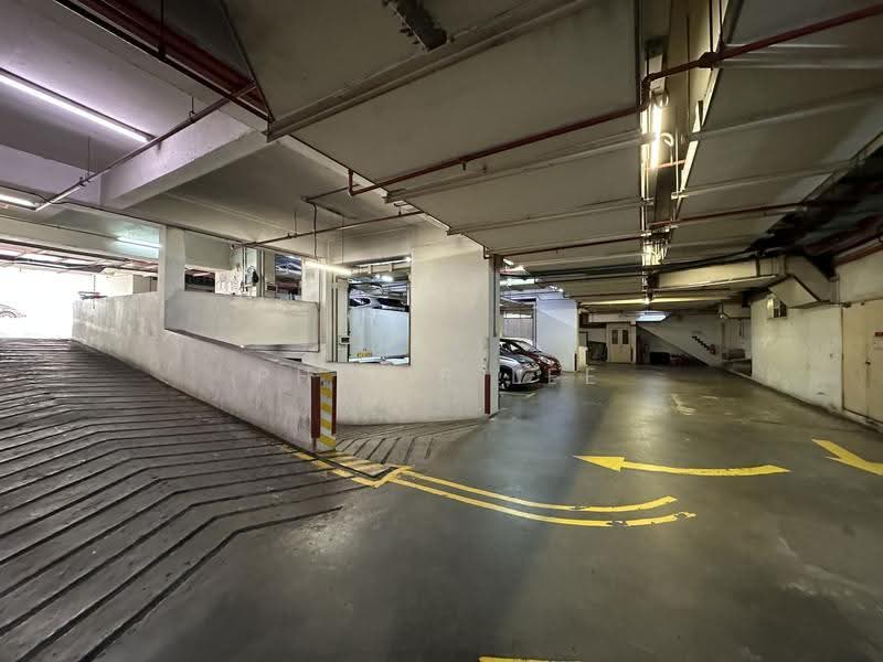 Office for Sale in Kuala Lumpur (Kuala Lumpur) - Philip Lee - Car Park - PropertyGuru.com.my