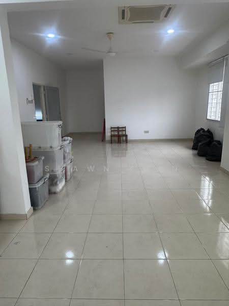 2-storey Terraced House for Sale in Taman Alam Putra (Seri Kembangan) - Shawn Kuan - Living Room - PropertyGuru.com.my