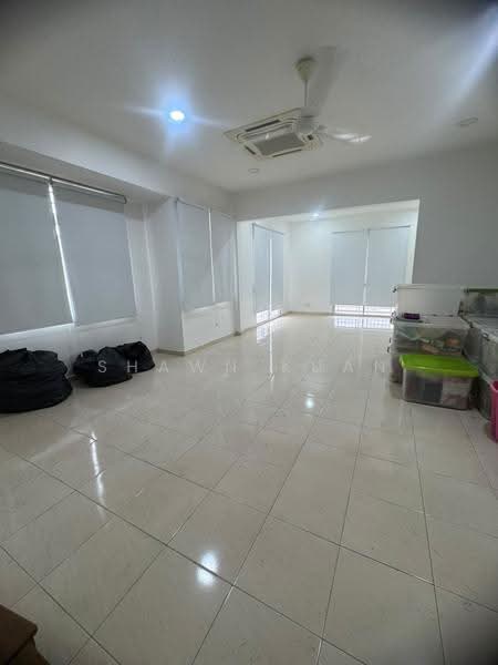 2-storey Terraced House for Sale in Taman Alam Putra (Seri Kembangan) - Shawn Kuan - Living Room - PropertyGuru.com.my