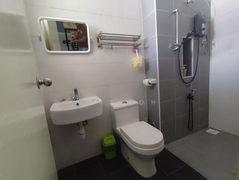 Apartment for Sale at Aliff Avenue (Dwi Alif) - Cora Loh - Bathroom - PropertyGuru.com.my