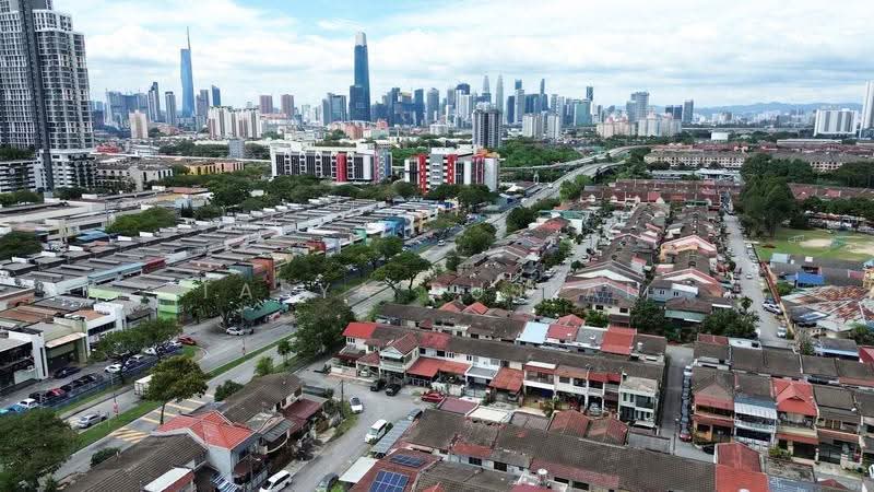 Rumah Teres 2-Tingkat untuk Dijual di Taman Cheras Indah (Ampang) - Tasya Ruslan - PropertyGuru.com.my