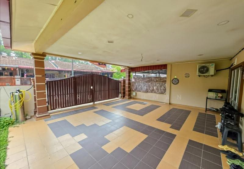 Rumah Teres 1-Tingkat untuk Dijual di Taman College Heights (Sikamat) - Azrul Othman - Exterior - PropertyGuru.com.my