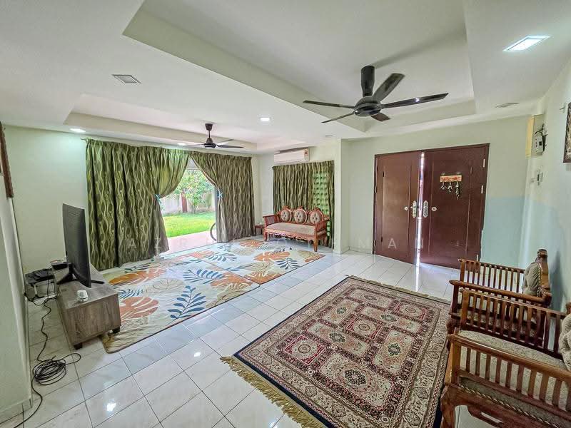 Rumah Teres 1-Tingkat untuk Dijual di Taman College Heights (Sikamat) - Azrul Othman - Living Room - PropertyGuru.com.my