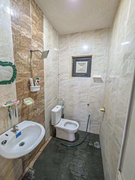Rumah Teres 1-Tingkat untuk Dijual di Taman College Heights (Sikamat) - Azrul Othman - Bathroom - PropertyGuru.com.my