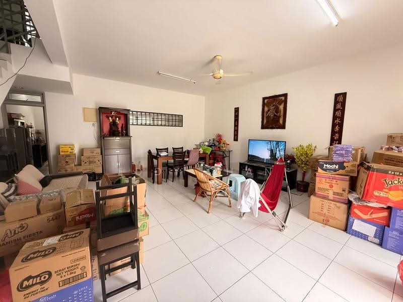 2-storey Terraced House for Sale in Setia Tropika (Johor Bahru) - Eddy Chan - Living Room - PropertyGuru.com.my