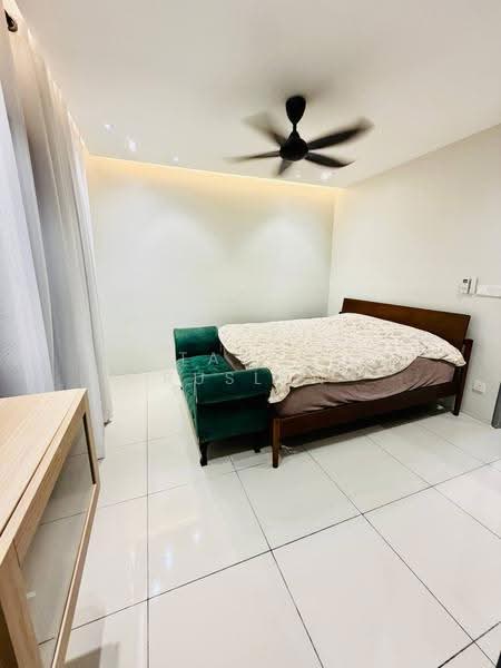 Rumah Teres 2-Tingkat untuk Dijual di Banting (Selangor) - Tasya Ruslan - PropertyGuru.com.my