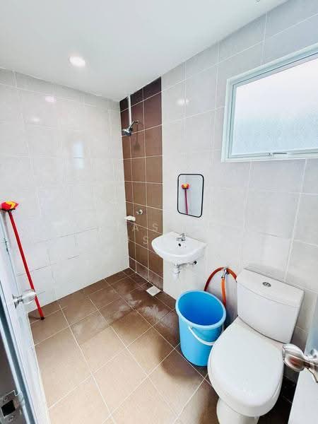 Rumah Teres 2-Tingkat untuk Dijual di Banting (Selangor) - Tasya Ruslan - PropertyGuru.com.my