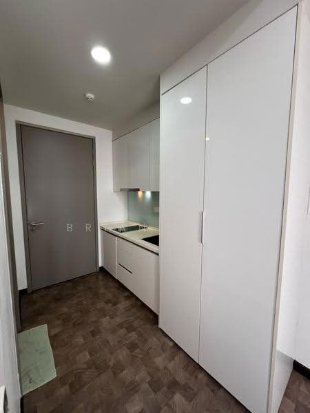 Service Residence for Rent at Twin Arkz - Brian Tiew - Kitchen - PropertyGuru.com.my