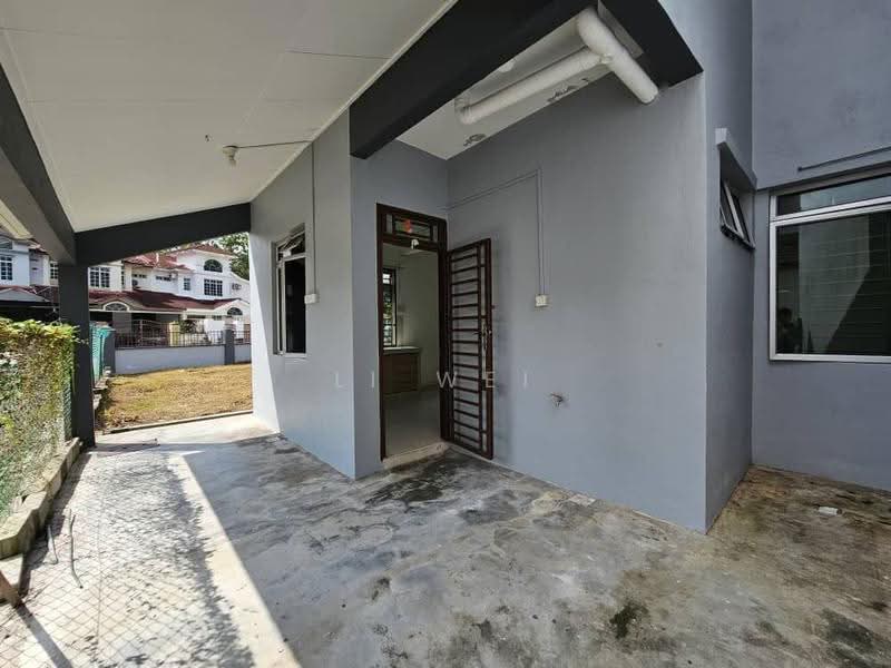 Rumah Teres 2-Tingkat untuk Disewa di Taman Desa Tebrau (Tebrau) - Li Wei - Exterior - PropertyGuru.com.my