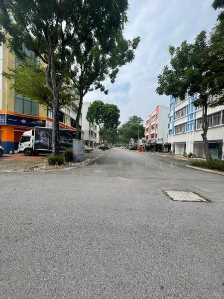 Shop / Office for Sale in Bandar Baru Sungai Buloh (Sungai Buloh) - Nadia Rahim - Exterior - PropertyGuru.com.my