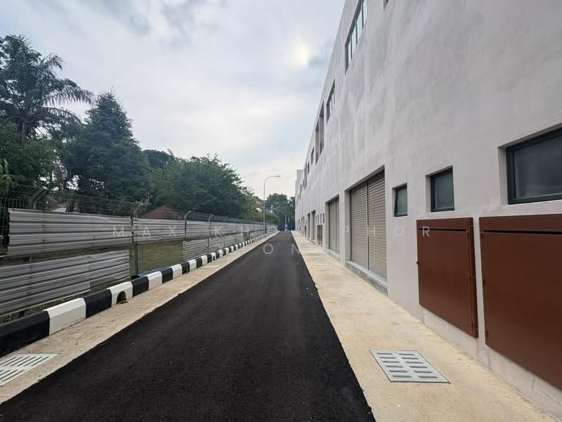 Shop / Office for Rent in Klang (Selangor) - Max Khor Phor xiong - PropertyGuru.com.my