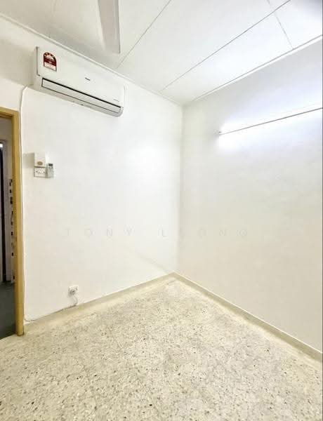 1-storey Terraced House for Rent in Bandar Kinrara Seksyen 3 (Bandar Kinrara) - Tony Leong - Interior - PropertyGuru.com.my