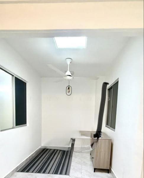 1-storey Terraced House for Rent in Bandar Kinrara Seksyen 3 (Bandar Kinrara) - Tony Leong - Interior - PropertyGuru.com.my