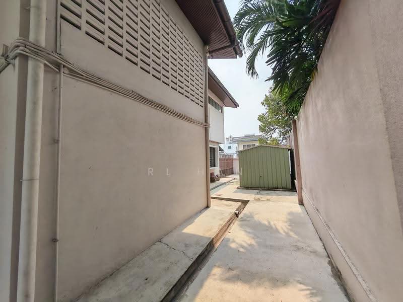 Bungalow House untuk Dijual di Petaling Jaya (Selangor) - RL Han - Exterior - PropertyGuru.com.my