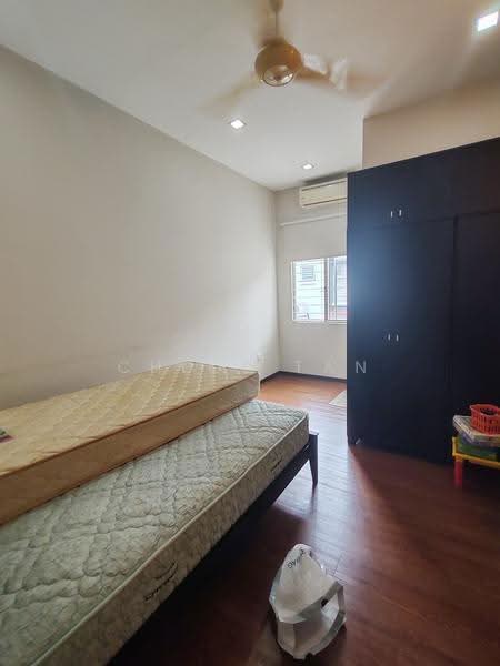 Terraced House for Sale in Kemuning Utama (Shah Alam) - Chloe Tan - Bedroom - PropertyGuru.com.my