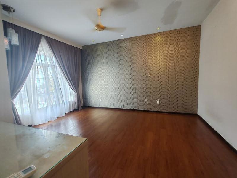 Terraced House for Sale in Kemuning Utama (Shah Alam) - Chloe Tan - Living Room - PropertyGuru.com.my