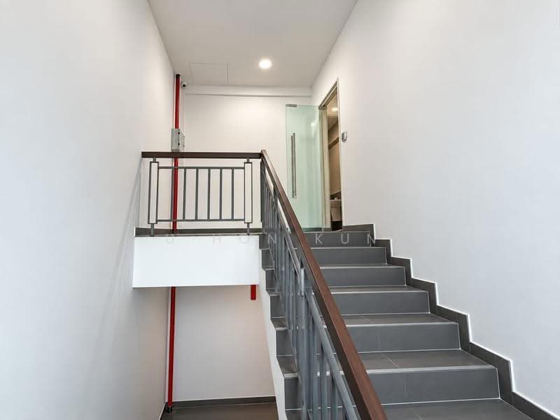 Factory for Rent in Eco Business Park 1 (Johor Bahru) - U Hon Kun - Corridor - PropertyGuru.com.my