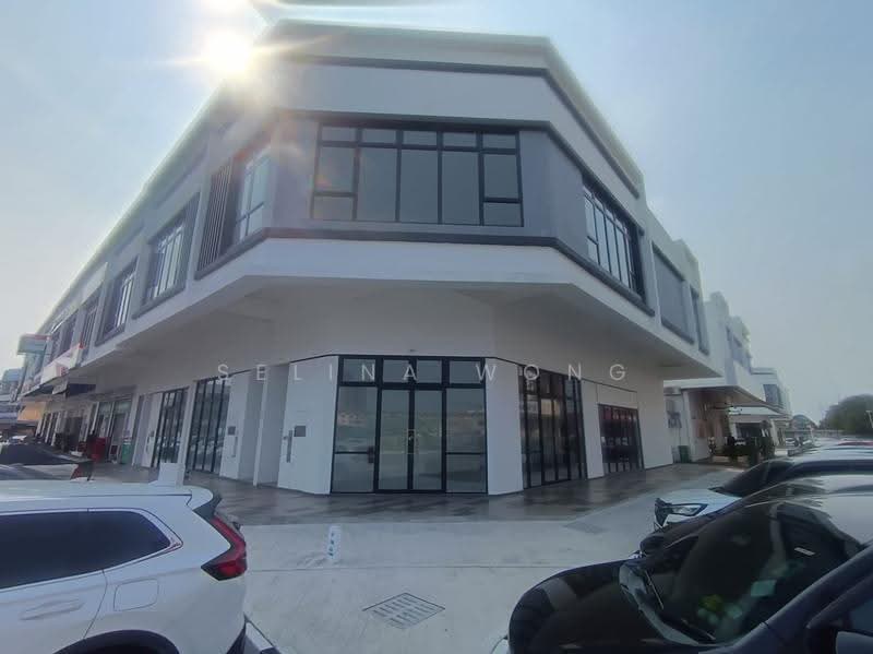 Shop for Rent in Bandar Bukit Tinggi (Klang) - Selina Wong - Exterior - PropertyGuru.com.my