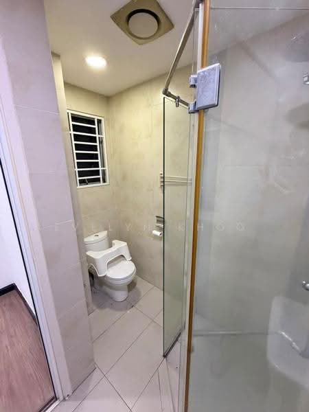 2-storey Terraced House for Sale in Kota Emerald (Rawang) - Evelyn Khoo - Bathroom - PropertyGuru.com.my
