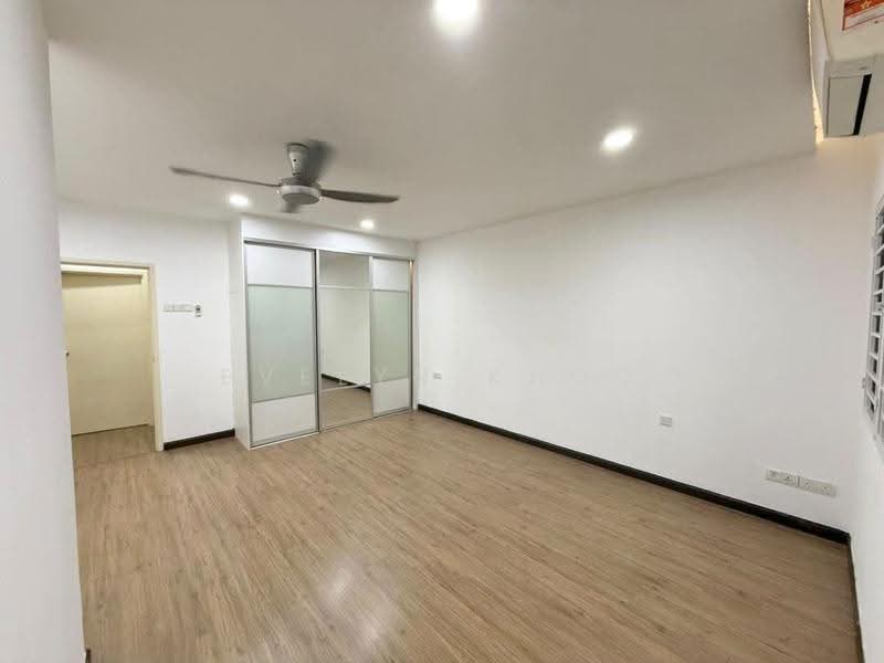 2-storey Terraced House for Sale in Kota Emerald (Rawang) - Evelyn Khoo - Bedroom - PropertyGuru.com.my