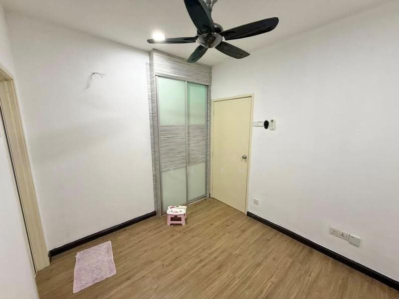 2-storey Terraced House for Sale in Kota Emerald (Rawang) - Evelyn Khoo - Room - PropertyGuru.com.my