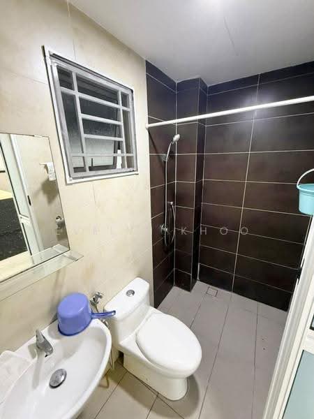 2-storey Terraced House for Sale in Kota Emerald (Rawang) - Evelyn Khoo - Bathroom - PropertyGuru.com.my