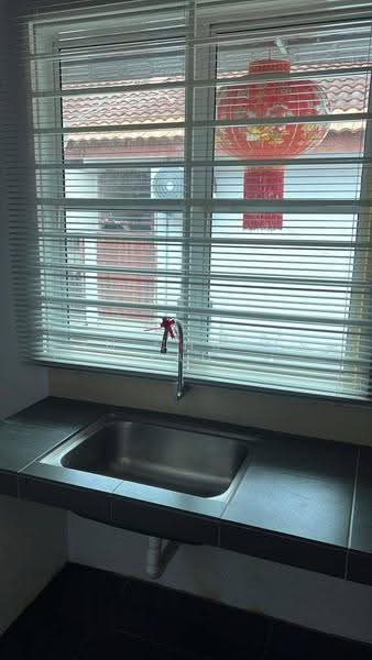 Rumah Teres 1-Tingkat untuk Dijual di Taman Krubong Indah (Krubong) - Yu Chuan Yau - Kitchen - PropertyGuru.com.my