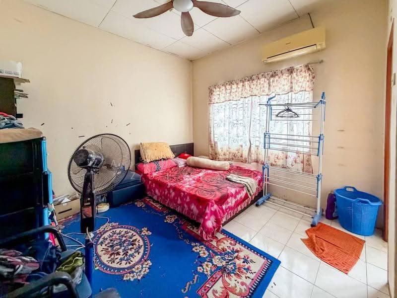 Rumah Teres 2-Tingkat untuk Dijual di Jenjarom (Selangor) - Zairul Asrah Zulkefli - Bedroom - PropertyGuru.com.my
