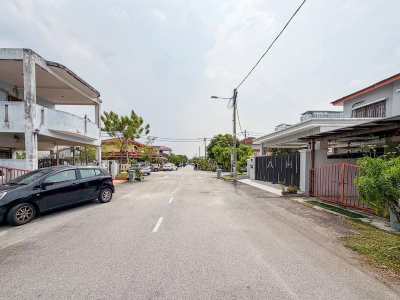 Rumah Teres 2-Tingkat untuk Dijual di Jenjarom (Selangor) - Zairul Asrah Zulkefli - Exterior - PropertyGuru.com.my