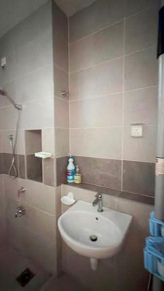 Rumah Teres 2-Tingkat untuk Dijual di Taman Adda Heights (Tebrau) - Kok Hui - Bathroom - PropertyGuru.com.my
