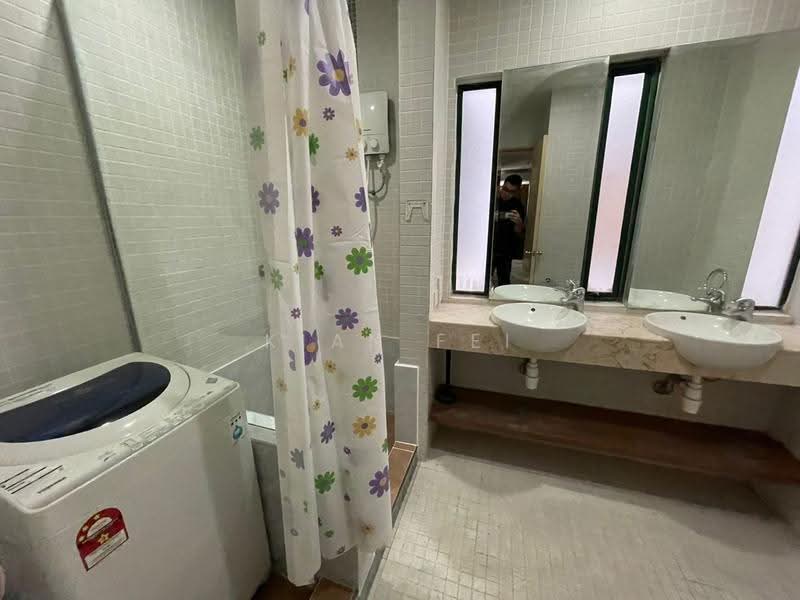 Condominium for Rent at 10 Semantan Suites - Kian Fei - Bathroom - PropertyGuru.com.my