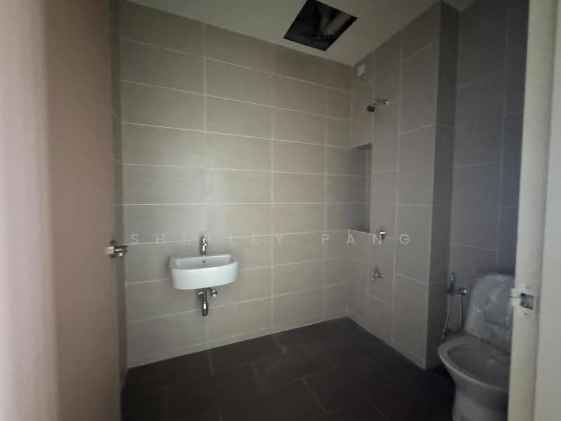 Cluster House for Sale in Iskandar Puteri (Nusajaya) (Johor) - Shirley Pang - Bathroom - PropertyGuru.com.my