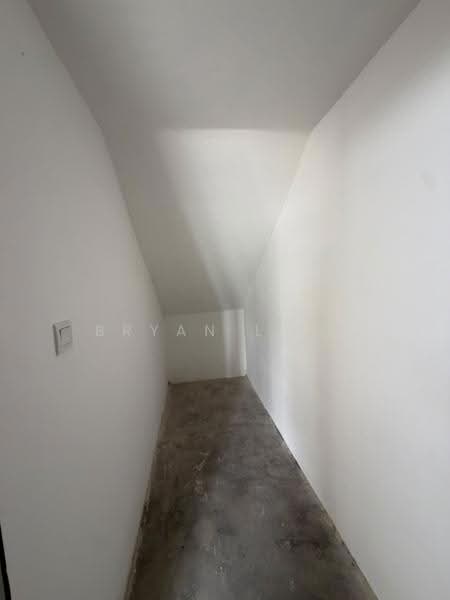 Shop / Office for Rent in Bandar Baru Kundang (Rawang) - Bryan Liew - Interior - PropertyGuru.com.my