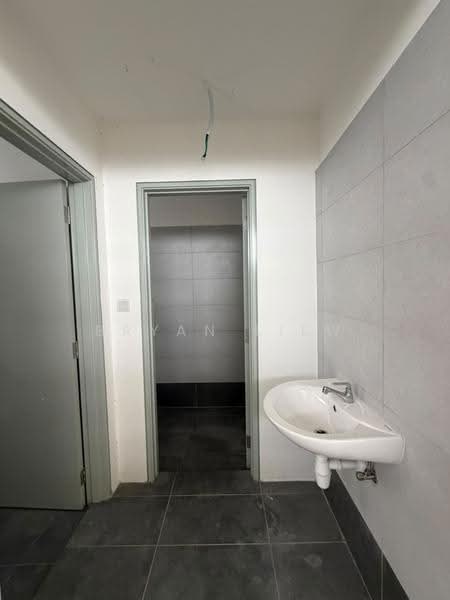 Shop / Office for Rent in Bandar Baru Kundang (Rawang) - Bryan Liew - Bathroom - PropertyGuru.com.my