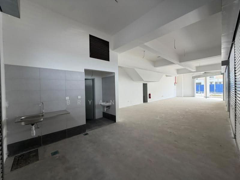 Shop / Office for Rent in Bandar Baru Kundang (Rawang) - Bryan Liew - Interior - PropertyGuru.com.my