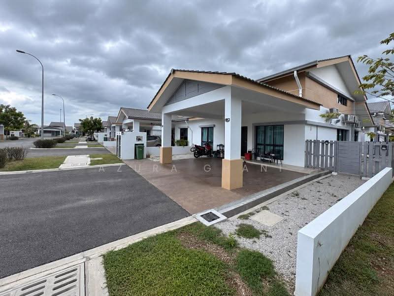 Rumah Berkembar untuk Dijual di Kepala Batas (Penang) - Azura Ghani - Exterior - PropertyGuru.com.my