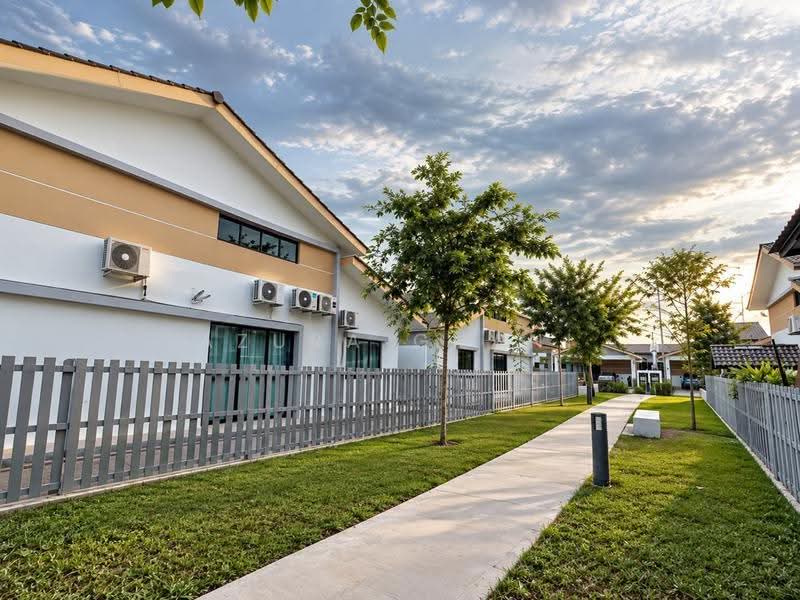 Rumah Berkembar untuk Dijual di Kepala Batas (Penang) - Azura Ghani - Exterior - PropertyGuru.com.my