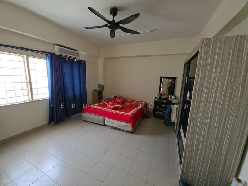 Condominium for Sale at Ridzuan Condominium - Ferdaus Johar - Bedroom - PropertyGuru.com.my