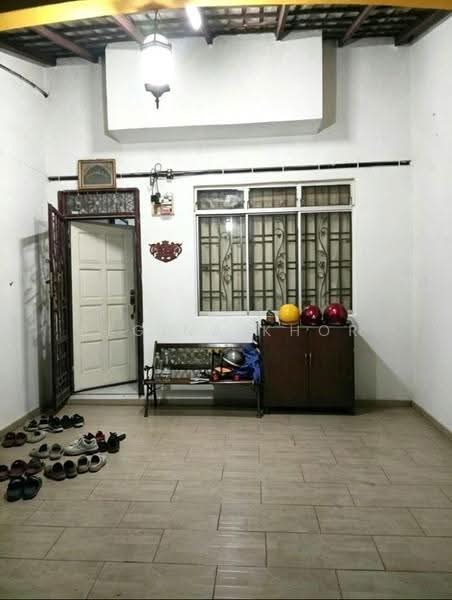 2-storey Terraced House for Sale in Taman Scientex Pasir Gudang (Pasir Gudang) - Regina Khor - Entrance - PropertyGuru.com.my