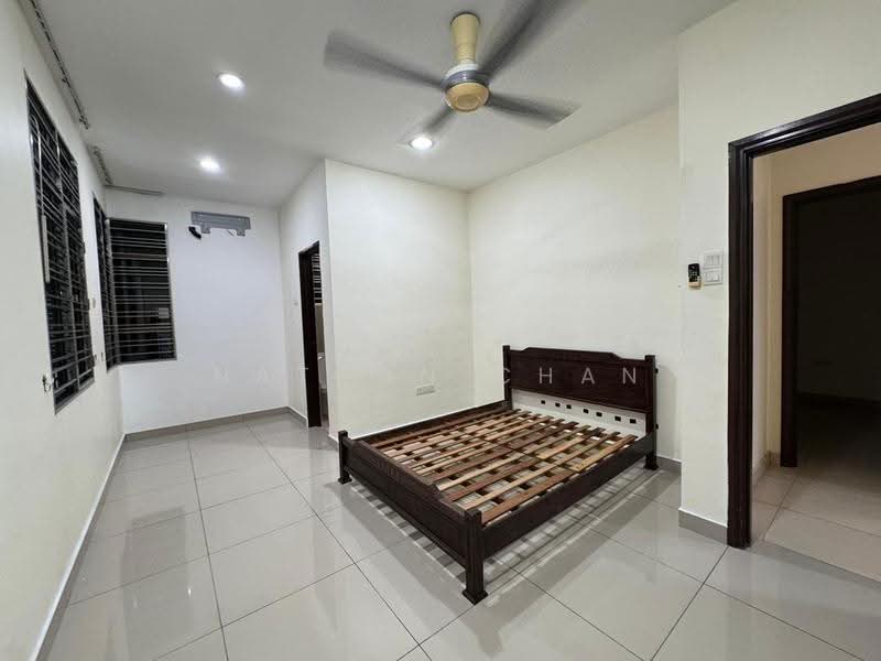 2-storey Terraced House for Sale in Taman Dato Onn (Johor Bahru) - Nathan Chan - Bedroom - PropertyGuru.com.my