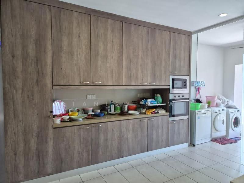 Kondominium untuk Disewa di One Tanjong Condominium - Stanley Saw - Kitchen - PropertyGuru.com.my