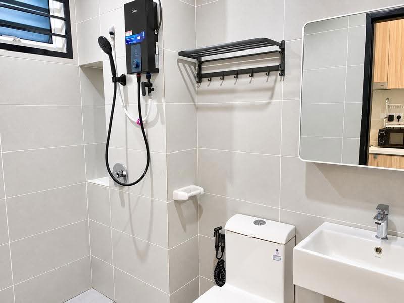 Kediaman Servis untuk Disewa di TRELLIS RESIDENCES - Ray Lee - Bathroom - PropertyGuru.com.my