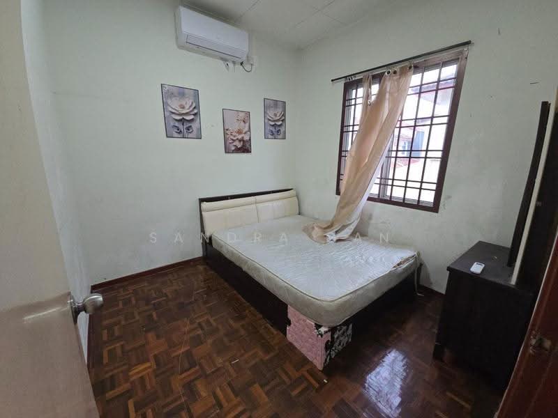 2-storey Terraced House for Sale in Taman Setia Indah (Tebrau) - Sandra Gan - Bedroom - PropertyGuru.com.my