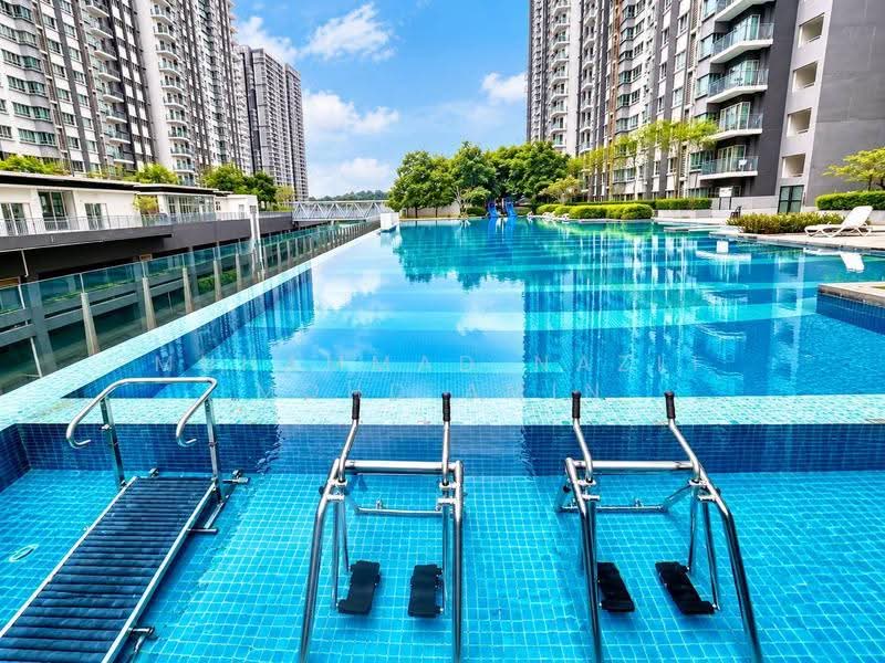Service Residence for Rent at Savanna Executive Suite @ Southville City - Muhammad Nazli Mohd Amin - Pool - PropertyGuru.com.my