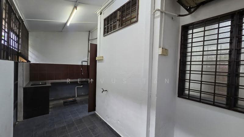 2-storey Terraced House for Sale in Bandar Tasik Selatan (Kuala Lumpur) - Rehvus Tan - Kitchen - PropertyGuru.com.my
