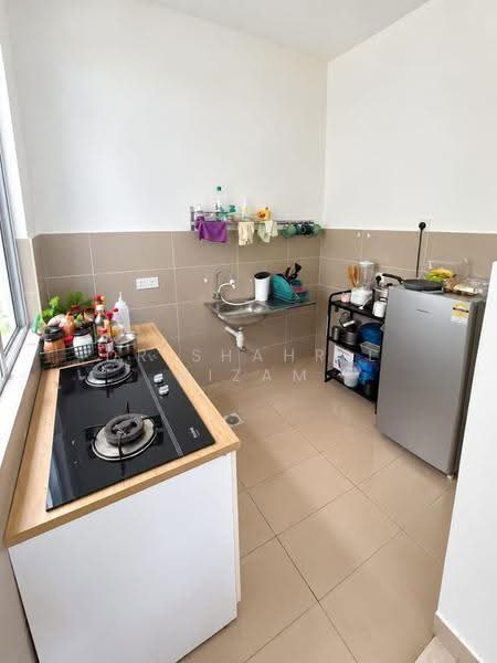 Townhouse for Sale in Bandar Saujana Putra (Tanjong Duabelas) - Dr Shahril Nizam - Kitchen - PropertyGuru.com.my