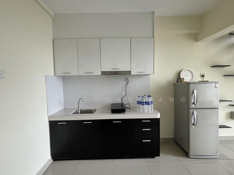 Service Residence for Rent at The Scott Garden SOHO - Kok Chong Tang - Kitchen - PropertyGuru.com.my