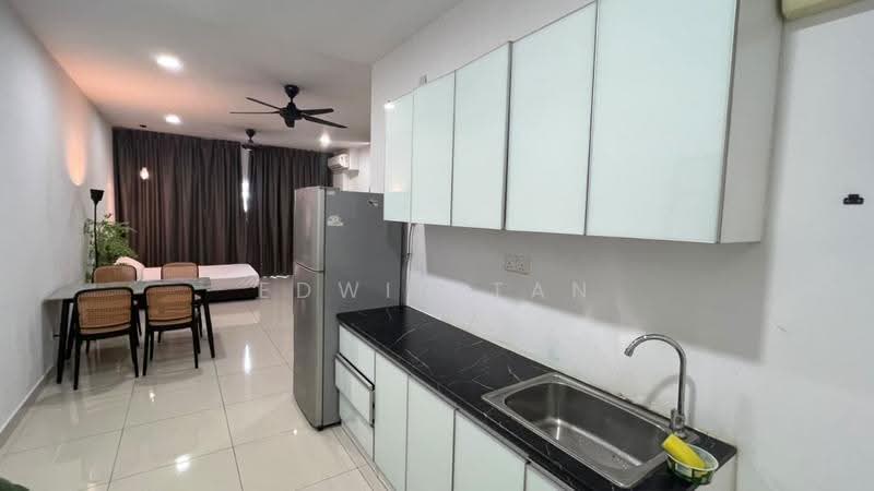 Kediaman Servis untuk Disewa di Boulevard 51 - Edwin Tan - Kitchen - PropertyGuru.com.my