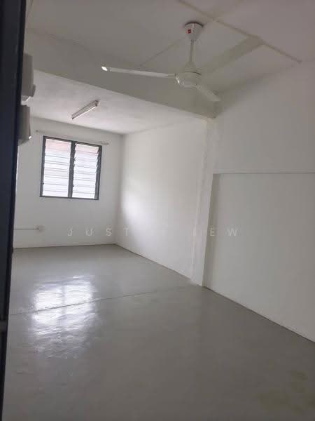 Rumah Bandar untuk Disewa di Taman Salak Selatan (Salak South) - Justin Lew - Interior - PropertyGuru.com.my